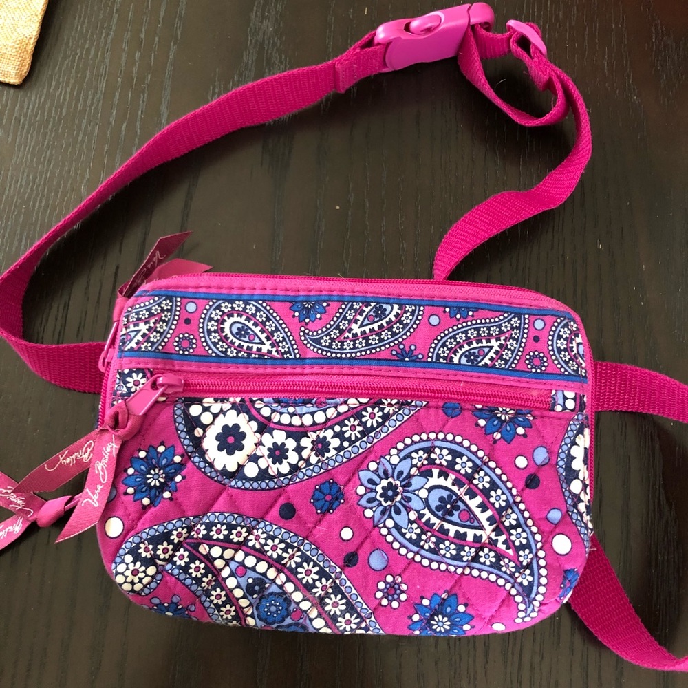 Vera Bradley Fannie pack style purse
